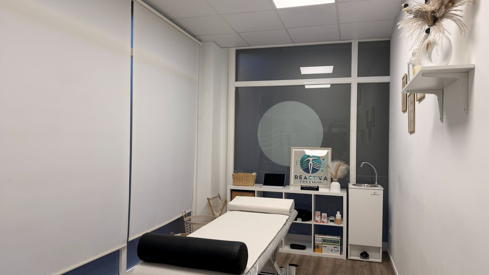 Cabina de tratamiento de Reactiva Fisio & Salud